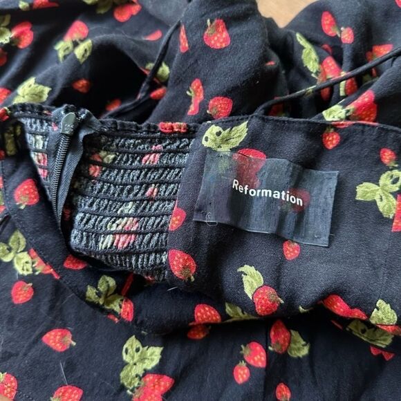 Strawberry Presley Dress | Reformation 8 - Picture 8 of 8